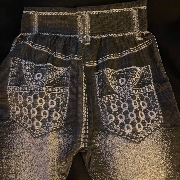 Chuns Jean Print Legging - Picture 2 of 4